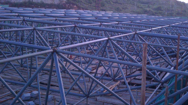 绥芬河概述网架加工中对钢材的质量的过细恳求